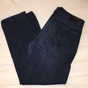 Perry Ellis Straight Leg Jeans